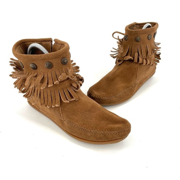 MINNETONKA Western Double Fringe Suede Taupe Brown Side Zip Ankle Bootie Boot - Picture 2 of 8